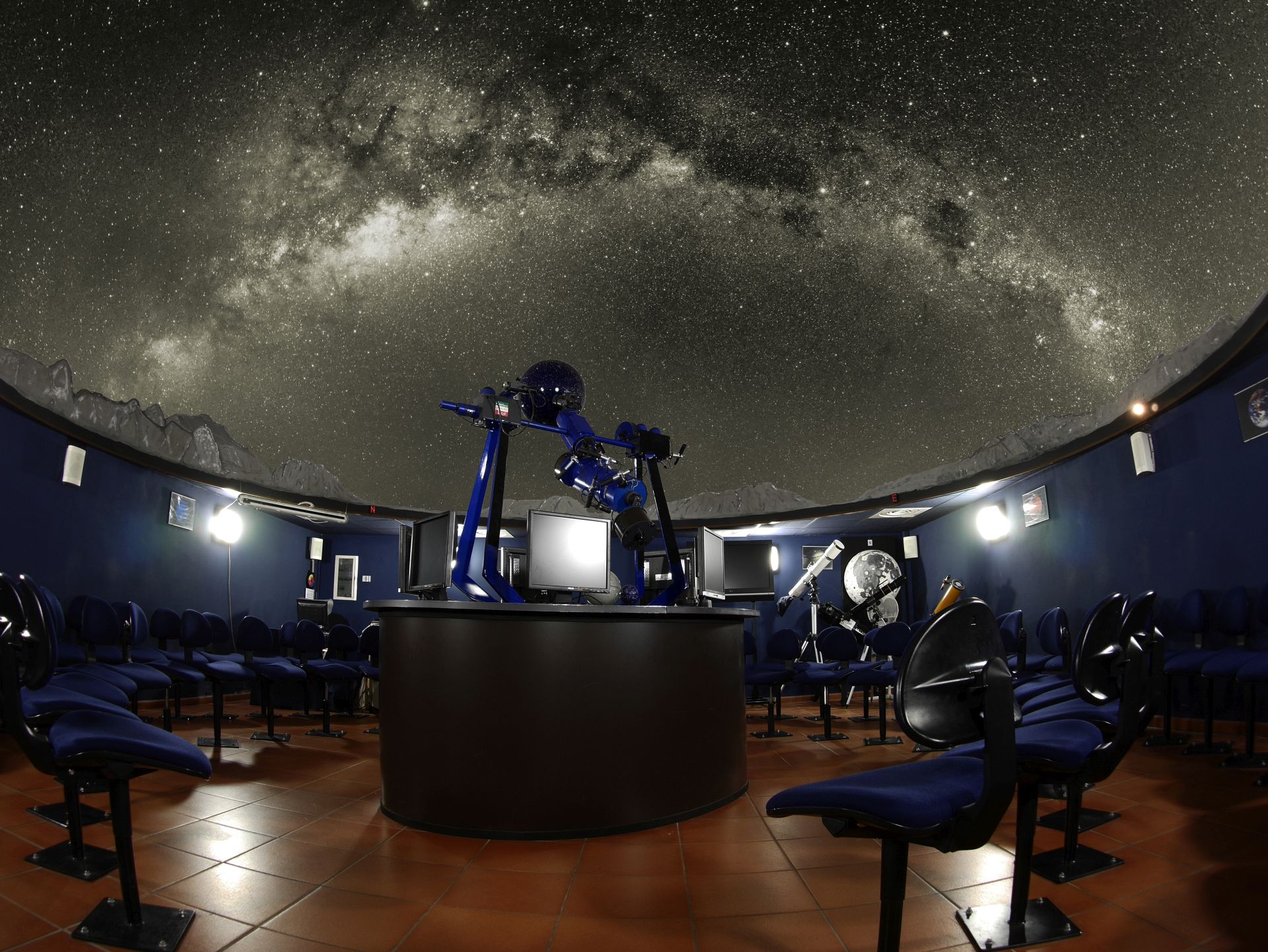 2202 cupola planetario